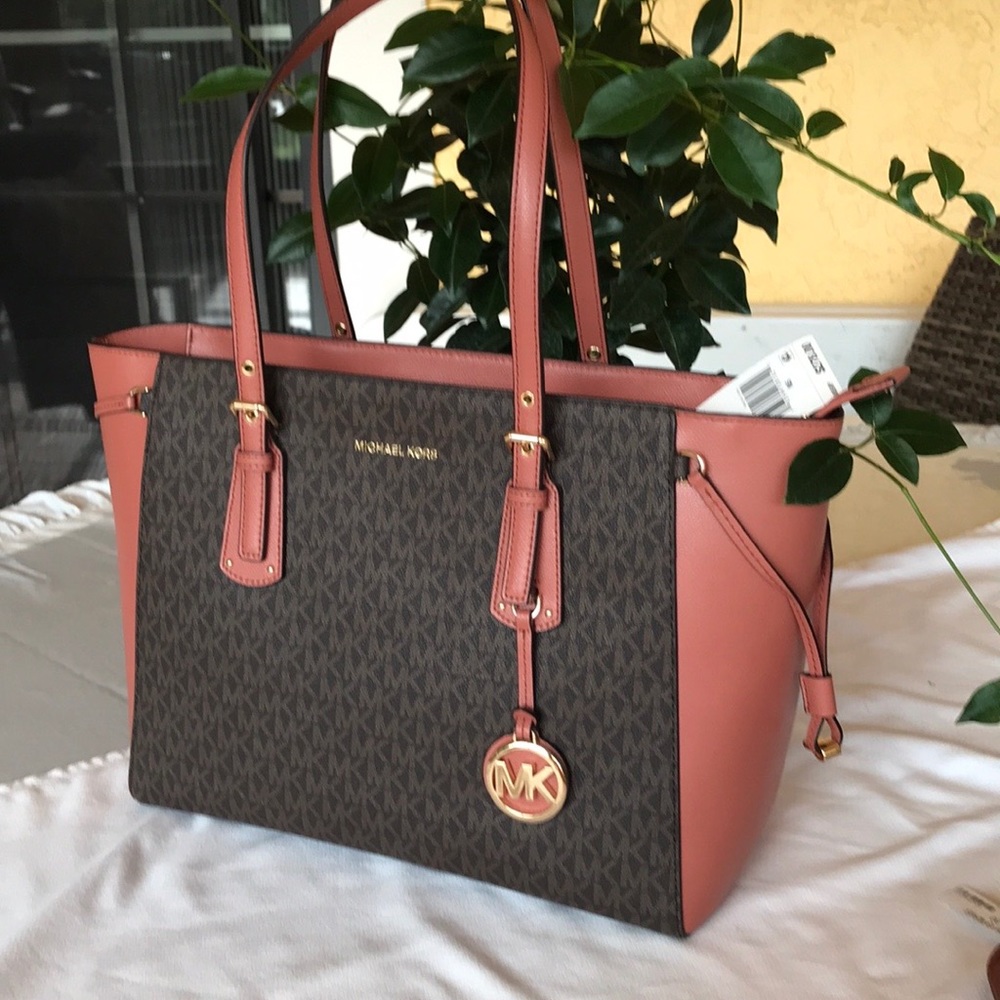 Michael Kors tote